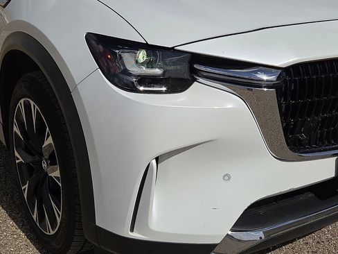 Used 2024 MAZDA CX-90 Plug-In Hybrid w/ Premium Plus image 9