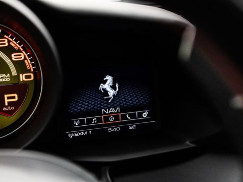 Used 2019 Ferrari 488 GTB RWD image 37