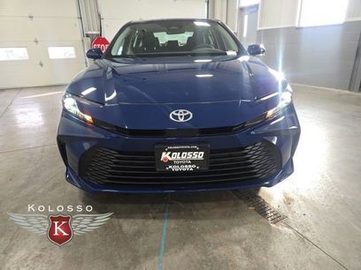 New 2026 Toyota Camry LE w/ Convenience Package