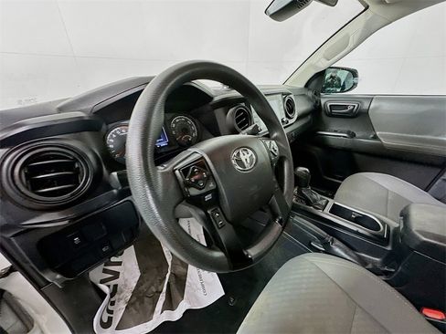 Used 2021 Toyota Tacoma SR image 9