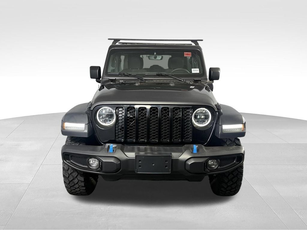 Used 2023 Jeep Wrangler Unlimited w/ 8.4" Radio Group AWD/4WD image 4