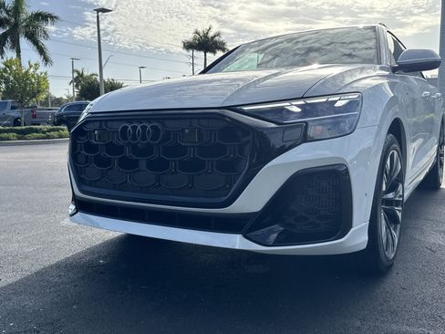 Certified 2026 Audi Q8 Premium Plus w/ Premium Plus Package AWD/4WD image 9