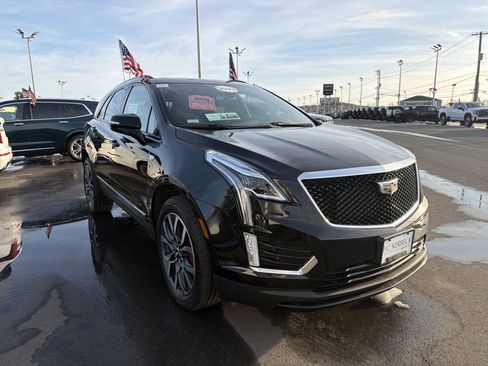 Certified 2023 Cadillac XT5 Sportv image 4
