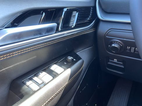 New 2026 Jeep Grand Wagoneer 4WD image 26