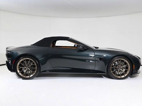 Used 2026 Aston Martin V8 Vantage Roadster image 16