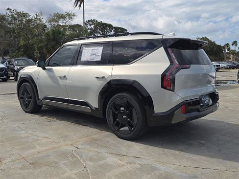 New 2026 Kia EV9 GT-Line image 6