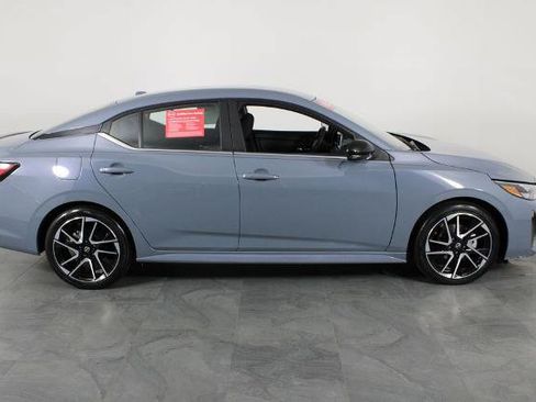 Certified 2024 Nissan Sentra SR FWD image 15