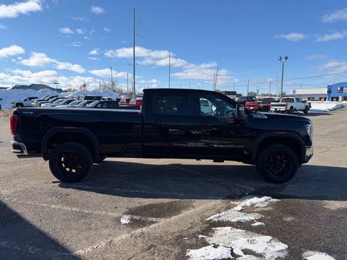 Used 2024 GMC Sierra 2500 Pro w/ Fleet Convenience Package AWD/4WD image 6