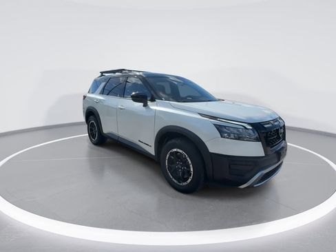 Used 2023 Nissan Pathfinder Rock Creek AWD/4WD image 2