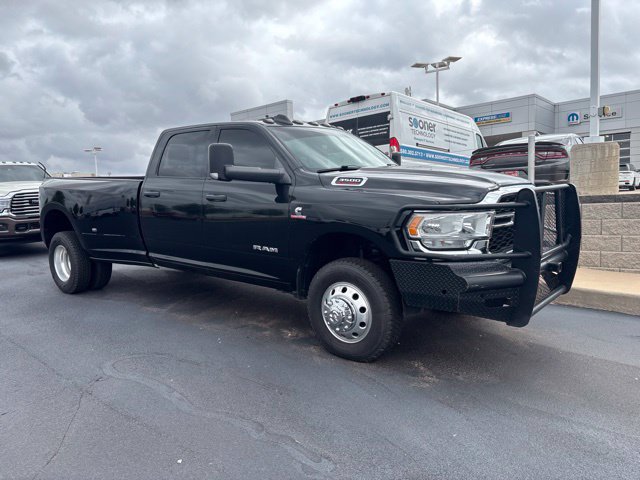 Used 2021 RAM 3500 Tradesman AWD/4WD image 3