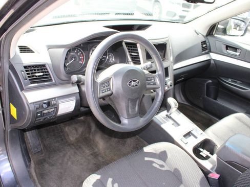 Used 2012 Subaru Outback 2.5i AWD/4WD image 13