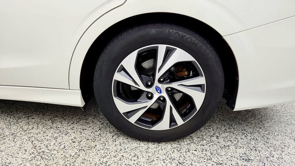 Used 2020 Subaru Legacy Premium AWD/4WD image 9
