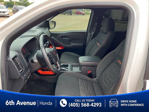 Used 2023 Nissan Frontier PRO-4X w/ Tow Package AWD/4WD image 31