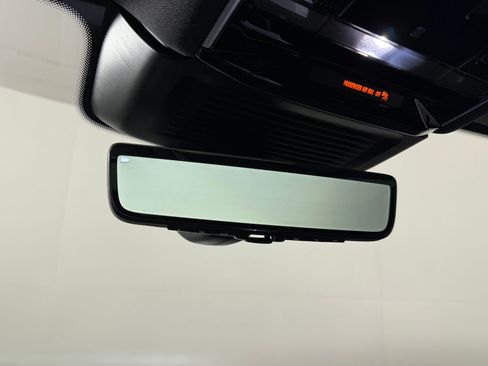 Used 2024 Land Rover Range Rover Sport SE AWD/4WD image 26