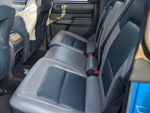 Used 2024 Ford Bronco Outer Banks AWD/4WD image 16