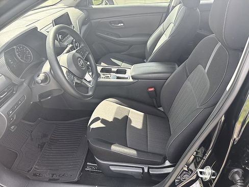 Certified 2025 Nissan Sentra SV w/ Lighting Package image 13