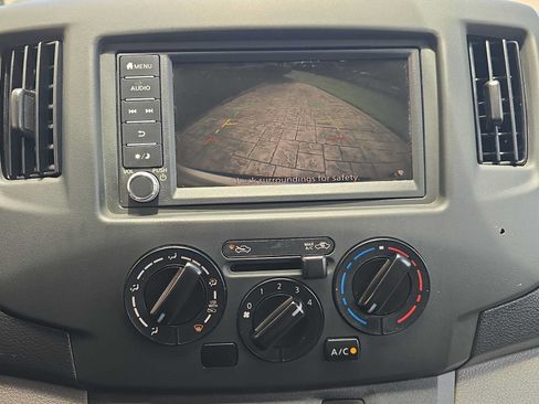 Used 2021 Nissan NV200 S FWD image 16