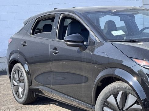 New 2025 Nissan Ariya Platinum image 4