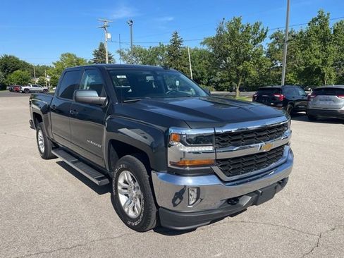Used 2017 Chevrolet Silverado 1500 LT w/ All Star Edition AWD/4WD image 4