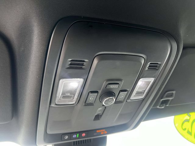 Certified 2025 GMC Yukon XL Denali RWD image 35
