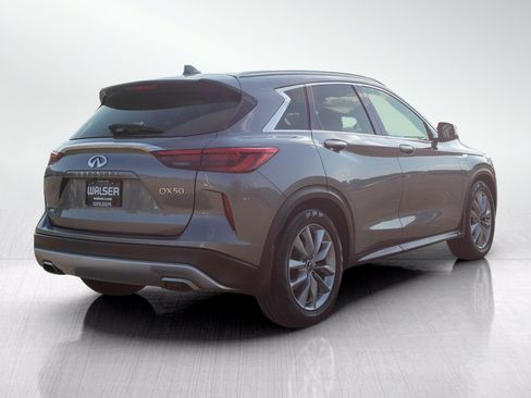 Used 2020 INFINITI QX50 Luxe w/ Navigation Package AWD/4WD image 5
