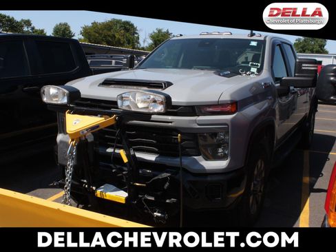 Used 2024 Chevrolet Silverado 2500 Custom w/ Custom Value Package AWD/4WD image 1