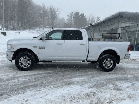 Used 2018 RAM 2500 Laramie image 3