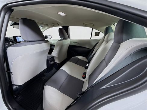 Certified 2025 Toyota Corolla LE image 10