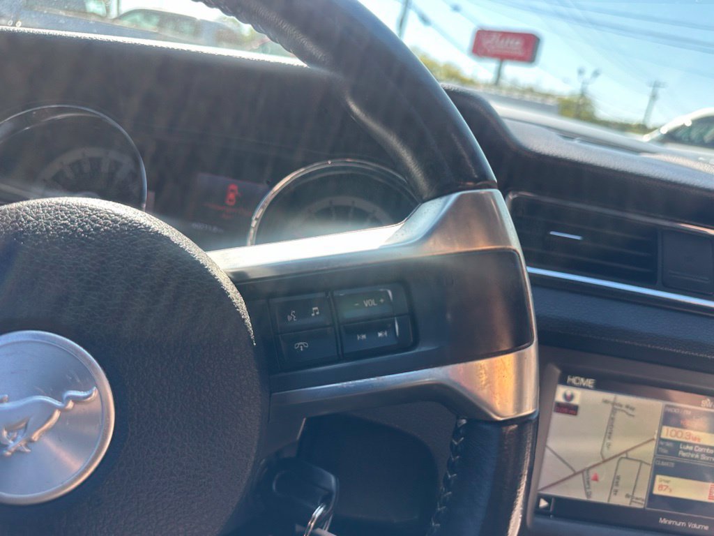 Used 2013 Ford Mustang GT Premium w/ Electronics Pkg RWD image 22
