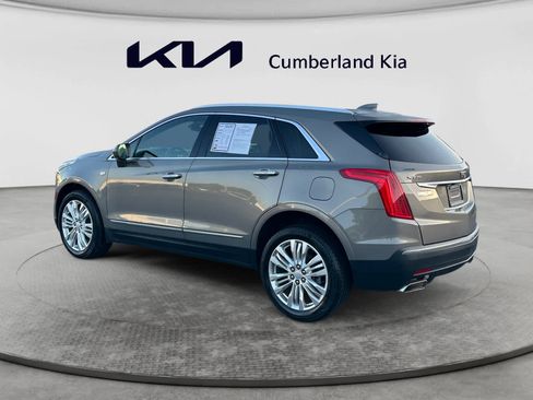 Used 2019 Cadillac XT5 Premium Luxury FWD image 3