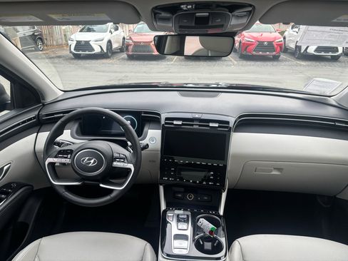 Used 2024 Hyundai Tucson Limited image 4