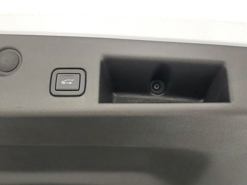 Used 2024 Chevrolet Equinox LT image 35