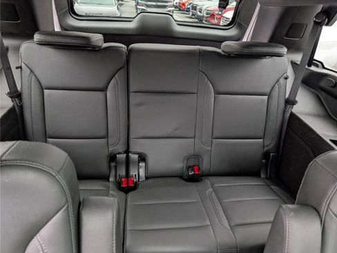 Used 2021 Chevrolet Tahoe Z71 w/ Luxury Package image 13