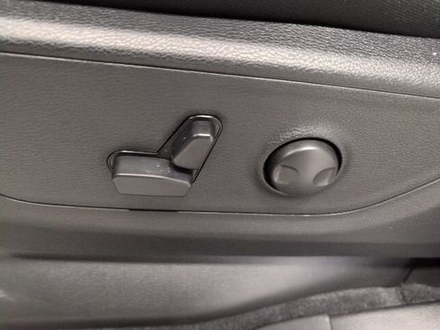 New 2026 RAM 1500 Big Horn w/ Night Edition image 17