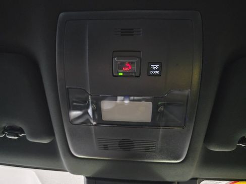 Used 2025 Lexus UX 300h FWD image 19