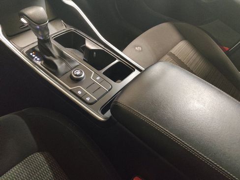 Used 2022 Kia Sorento LX image 26