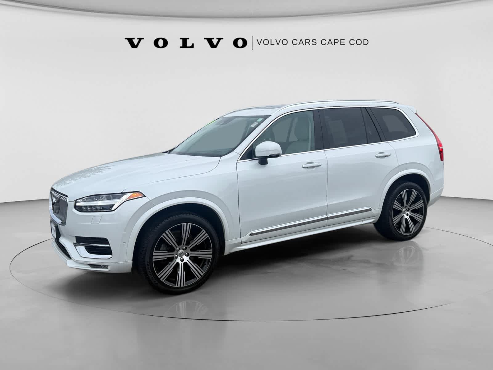 Used 2021 Volvo XC90 T6 Inscription w/ Protection Package AWD/4WD image 3