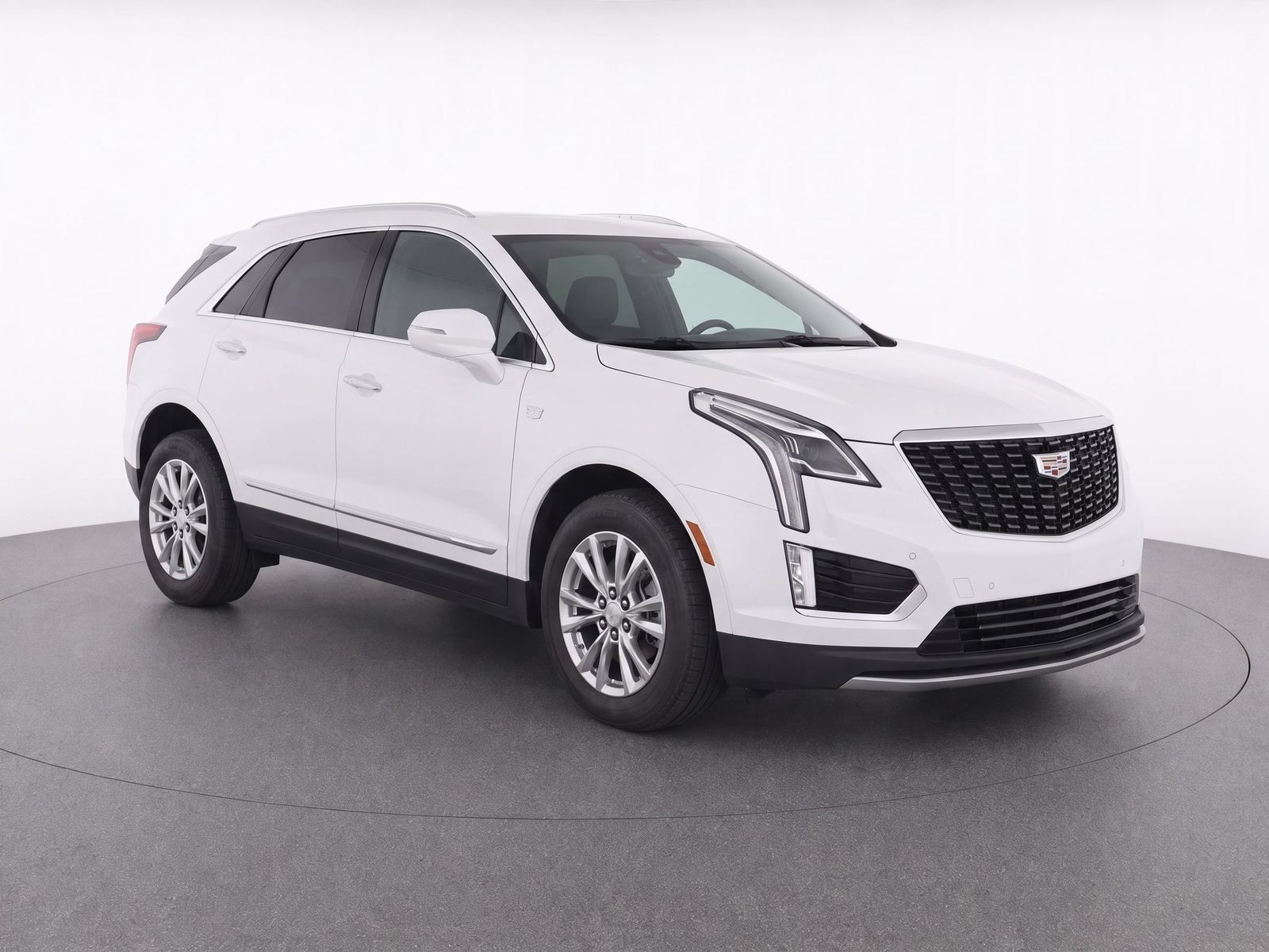 Used 2023 Cadillac XT5 Luxury FWD image 1