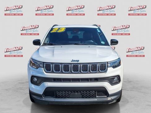 Used 2023 Jeep Compass Latitude AWD/4WD image 8