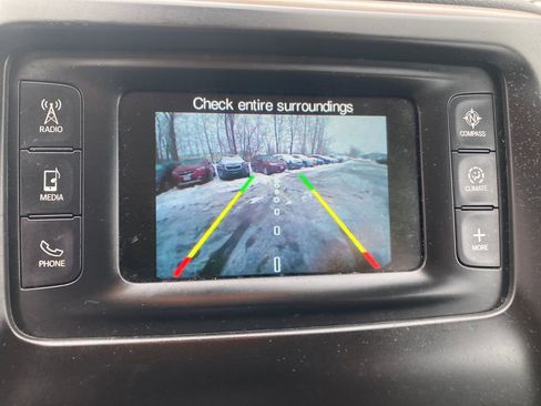 Used 2017 Jeep Cherokee Latitude image 28