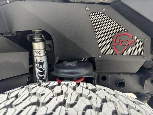 Used 2014 Jeep Wrangler Unlimited Sahara AWD/4WD image 28