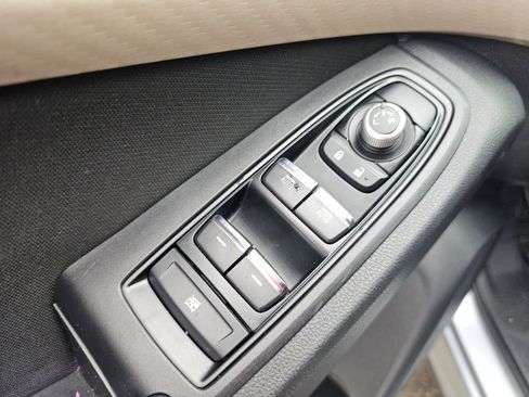 Used 2021 Subaru Ascent Premium w/ Convenience Package image 30