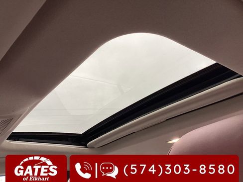 Used 2025 MAZDA MAZDA3 s image 4