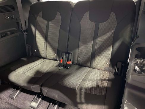 New 2026 Kia Sorento LX FWD image 13