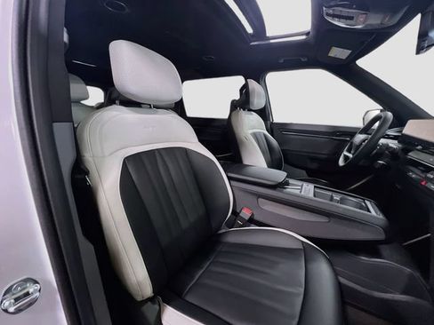 New 2026 Kia EV9 GT-Line AWD/4WD image 31