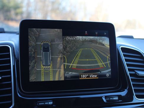 Used 2017 Mercedes-Benz GLS 450 4MATIC image 40