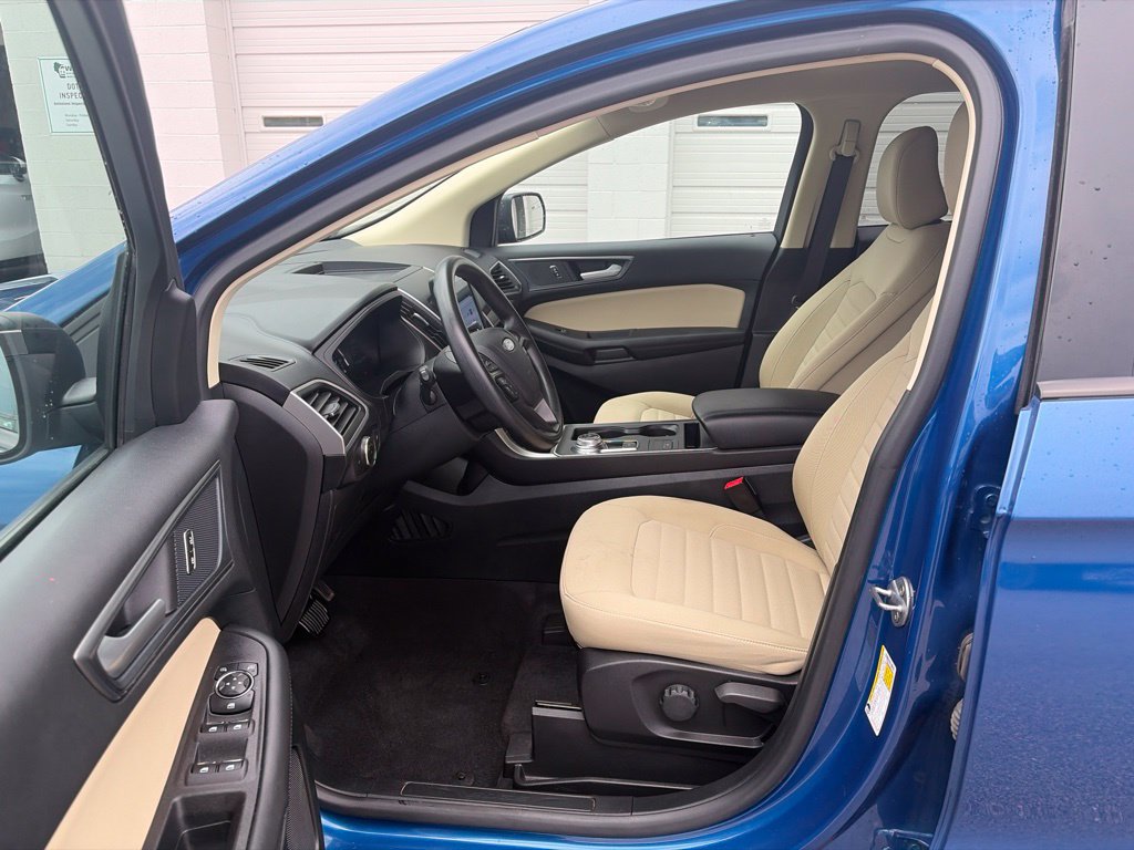 Used 2024 Ford Edge SE w/ Cargo Accessory Package AWD/4WD image 18