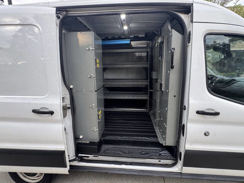 Used 2019 Ford Transit 250 148 Medium Roof RWD image 17