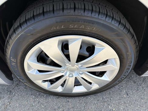 Used 2017 Subaru Impreza 2.0i AWD/4WD image 18