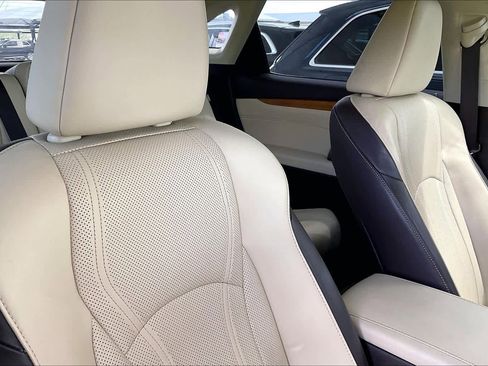 Used 2019 Lexus RX 350 AWD w/ Navigation Package image 34